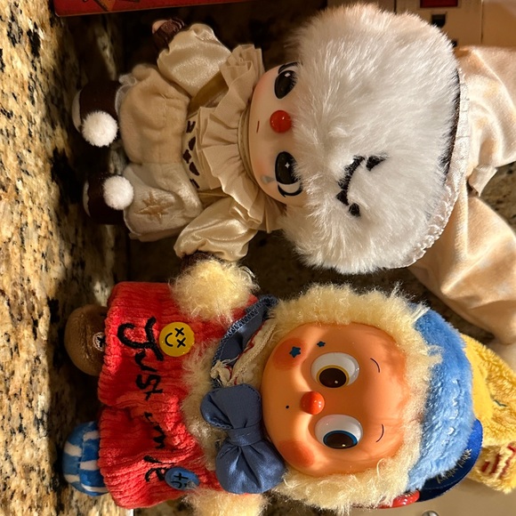 Popmart 2 Dolls and 2 NIB Why So Serious? Pendants, Rainbow Jellybean & Lumino - Picture 2 of 6